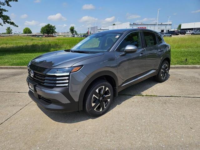 Photo of 2025 Gun Metallic Nissan Kicks