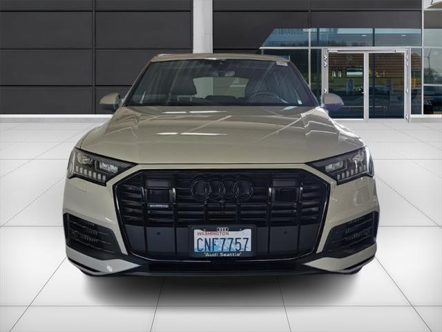 Photo of 2024 Vicuna Beige Metallic Audi Q7