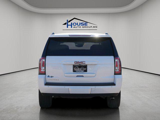 Photo of 2020 White Frost Tricoat GMC Yukon