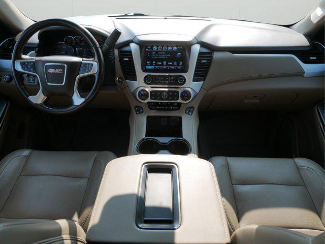 Photo of 2020 White Frost Tricoat GMC Yukon
