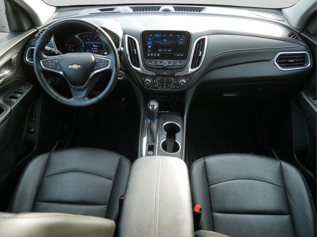 Photo of 2021 Pacific Blue Metallic Chevrolet Equinox
