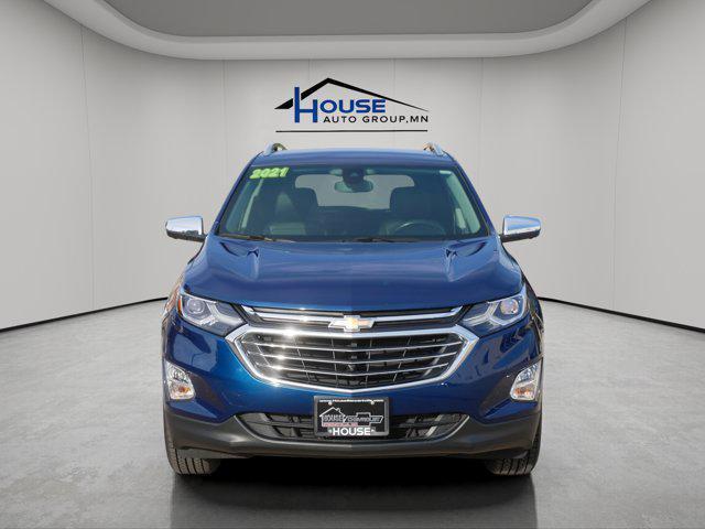 Photo of 2021 Pacific Blue Metallic Chevrolet Equinox