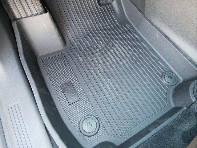 Photo of 2025 Summit White Chevrolet Equinox