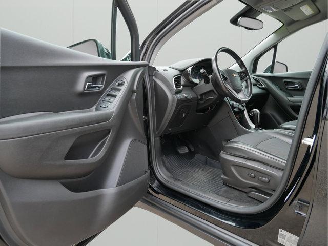 Photo of 2020 Mosaic Black Metallic Chevrolet Trax