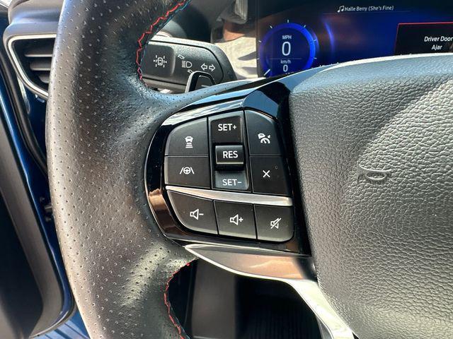 Photo of 2022 Blue Ford Explorer