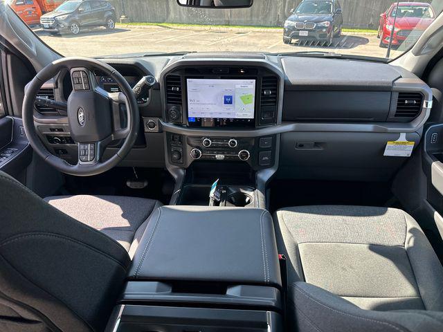 Photo of 2025 Iconic Silver Metallic Ford F-150