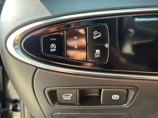 Photo of 2024 Vik Black Genesis GV70