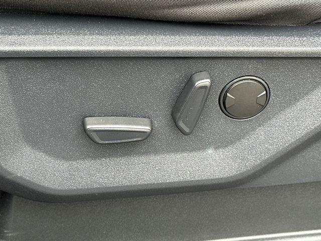 Photo of 2022 Atlas Blue Metallic Ford F-150