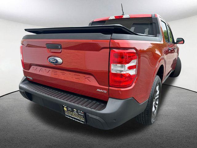 Photo of 2024 Hot Pepper Red Metallic Tinted Clearcoat Ford Maverick