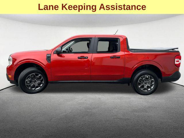Photo of 2024 Hot Pepper Red Metallic Tinted Clearcoat Ford Maverick