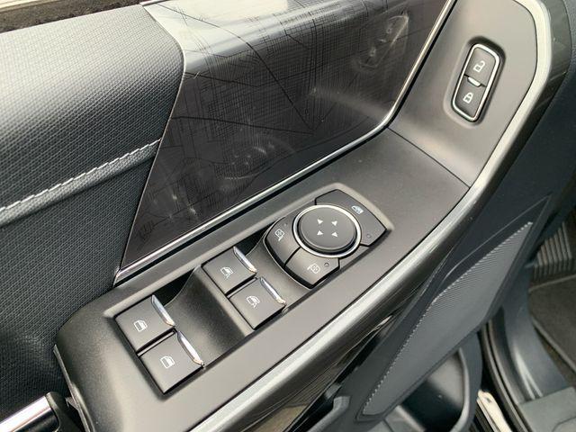 Photo of 2022 Black Metallic Ford F-150
