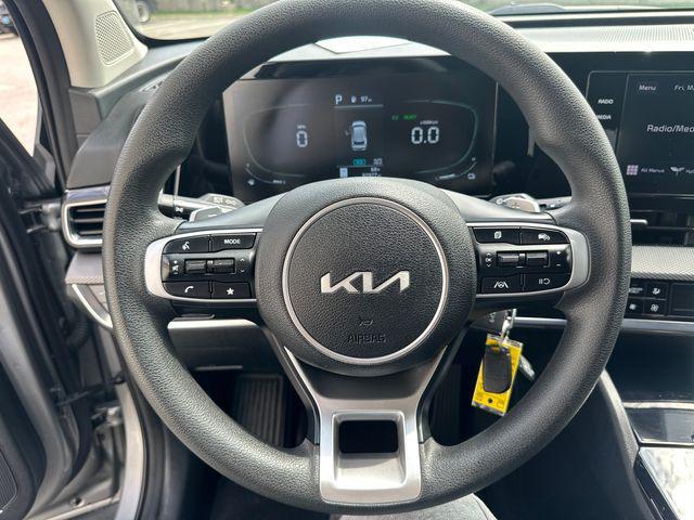 Photo of 2023 Steel Gray Kia Sportage Hybrid