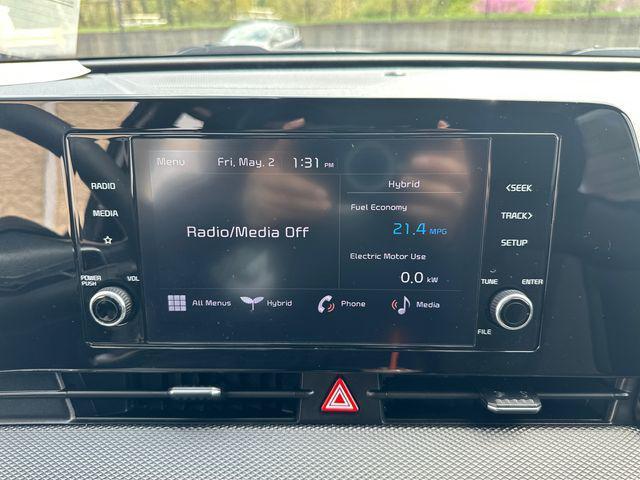 Photo of 2023 Steel Gray Kia Sportage Hybrid