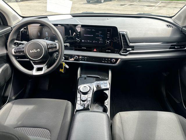 Photo of 2023 Steel Gray Kia Sportage Hybrid