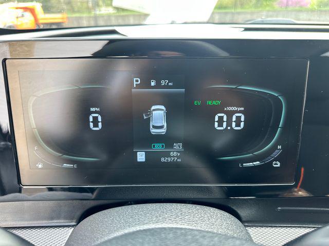 Photo of 2023 Steel Gray Kia Sportage Hybrid