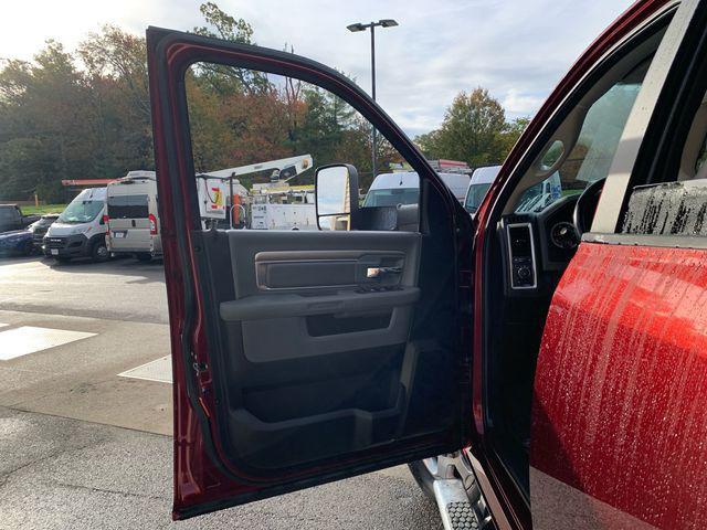 Photo of 2017 Delmonico Red Pearlcoat RAM 3500