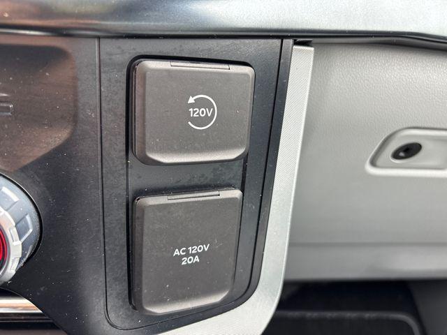 Photo of 2023 Star White Metallic Tri-Coat Ford F-150