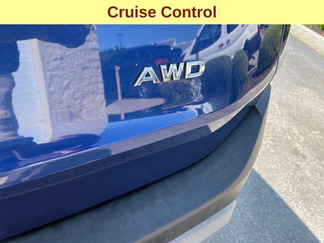 Photo of 2022 Caspian Blue Metallic Nissan Rogue