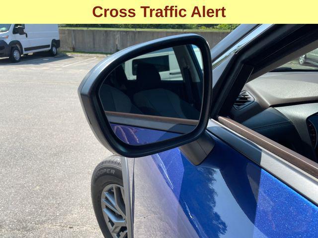 Photo of 2022 Caspian Blue Metallic Nissan Rogue