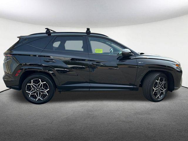 Photo of 2024 Black Pearl Hyundai TUCSON Hybrid
