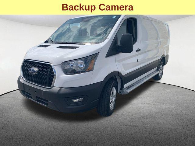 Photo of 2023 Oxford White Ford Transit-250