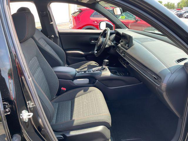Photo of 2024 Crystal Black Pearl Honda HR-V