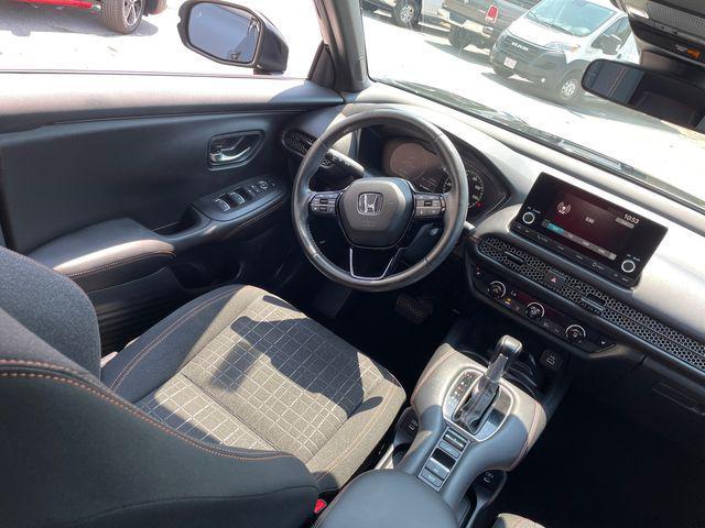 Photo of 2024 Crystal Black Pearl Honda HR-V