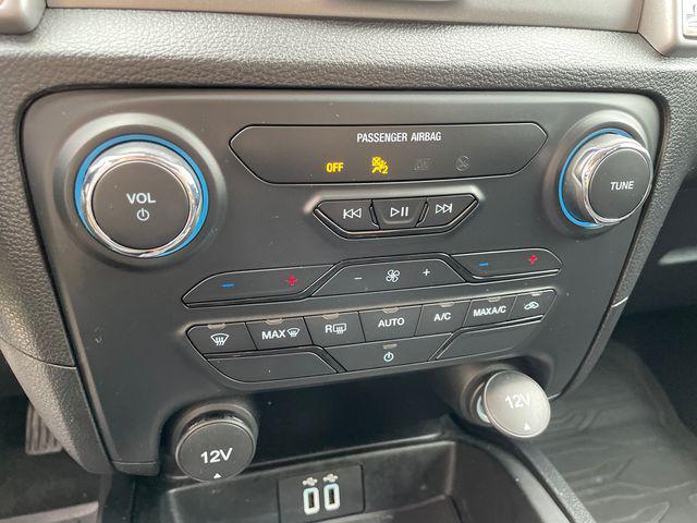 Photo of 2023 Iconic Silver Metallic Ford Ranger