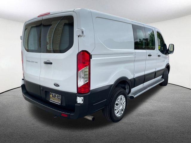 Photo of 2023 Oxford White Ford Transit-250