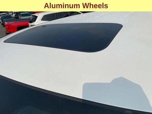 Photo of 2023 Platinum White Pearl Honda Odyssey