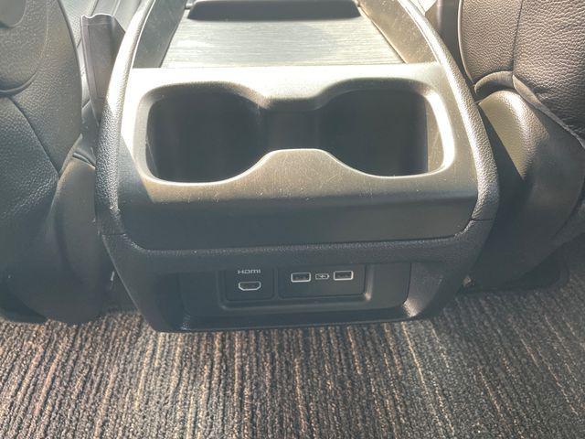 Photo of 2023 Platinum White Pearl Honda Odyssey