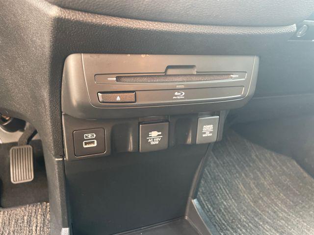 Photo of 2023 Platinum White Pearl Honda Odyssey