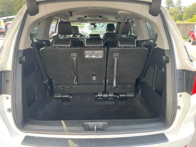 Photo of 2023 Platinum White Pearl Honda Odyssey