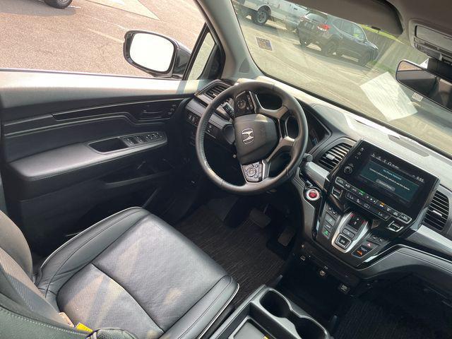 Photo of 2023 Platinum White Pearl Honda Odyssey