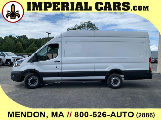 Photo of 2025 Oxford White Ford Transit-250