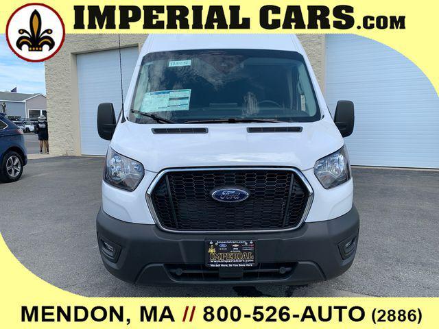Photo of 2025 Oxford White Ford Transit-250
