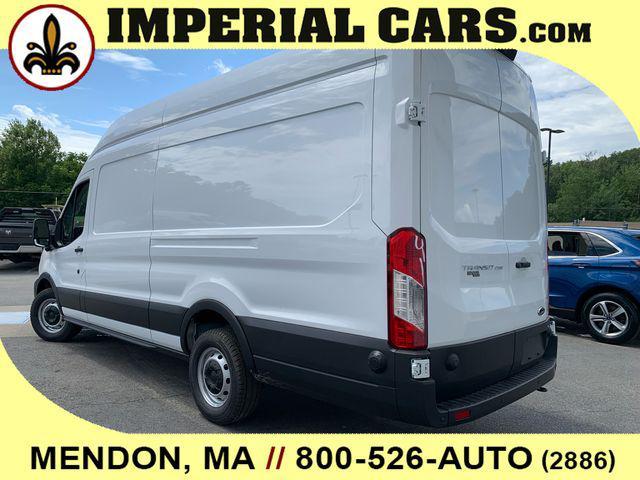 Photo of 2025 Oxford White Ford Transit-250