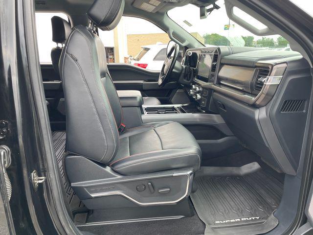 Photo of 2023 Agate Black Metallic Ford F-350