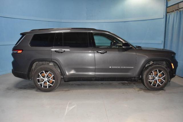 Photo of 2024 Baltic Gray Metallic Clearcoat Jeep Grand Cherokee L