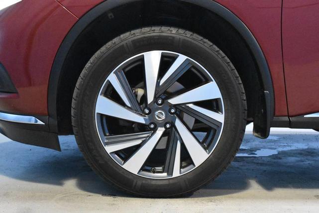 Photo of 2017 Cayenne Red Metallic Nissan Murano