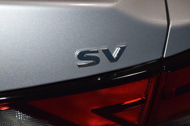 Photo of 2022 Brilliant Silver Metallic Nissan Sentra