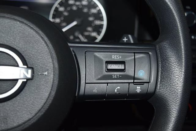 Photo of 2024 Gun Metallic Nissan Rogue
