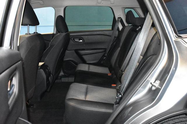 Photo of 2024 Gun Metallic Nissan Rogue