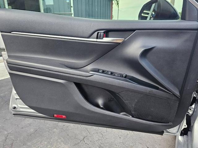 Photo of 2020 Celestial Silver Metallic Toyota Camry