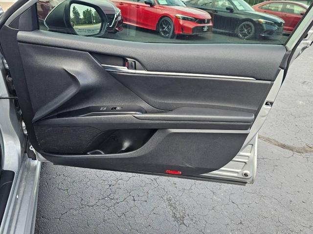 Photo of 2020 Celestial Silver Metallic Toyota Camry