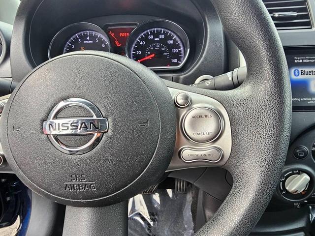 Photo of 2014 Blue Onyx Nissan Versa