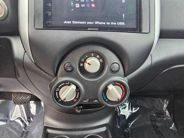 Photo of 2014 Blue Onyx Nissan Versa