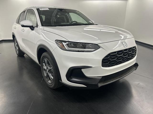 Photo of 2026 Platinum White Pearl Honda HR-V