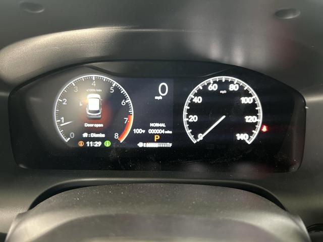 Photo of 2026 Platinum White Pearl Honda HR-V
