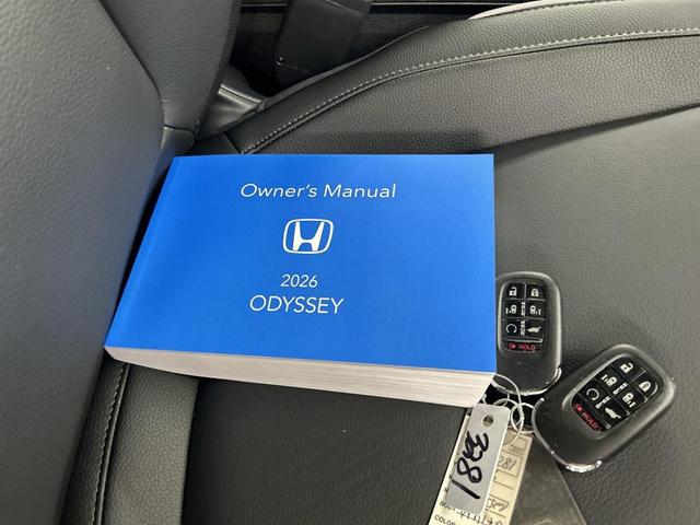 Photo of 2026 Platinum White Pearl Honda Odyssey